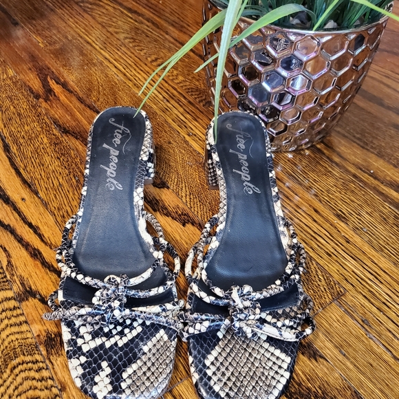 Free People Petra Snake Slide Sandals - Picture 8 of 9